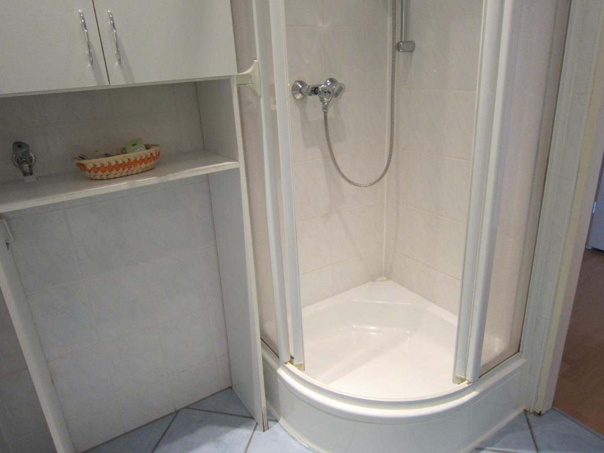 Private Apartment Near Fair Ground هانوفر المظهر الخارجي الصورة